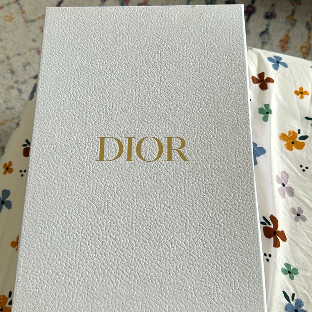Christian Dior Floral Sneakers size 39 Design only released once in Spring 2023.